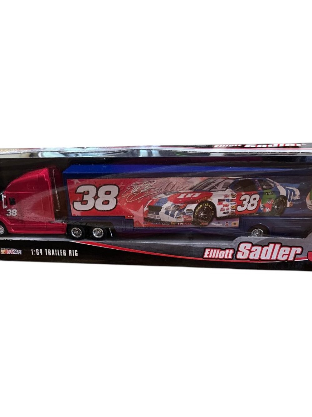 Winner's Circle Elliott Sadler 1:64 Scale Trailer Rig NASCAR #38 M&M's